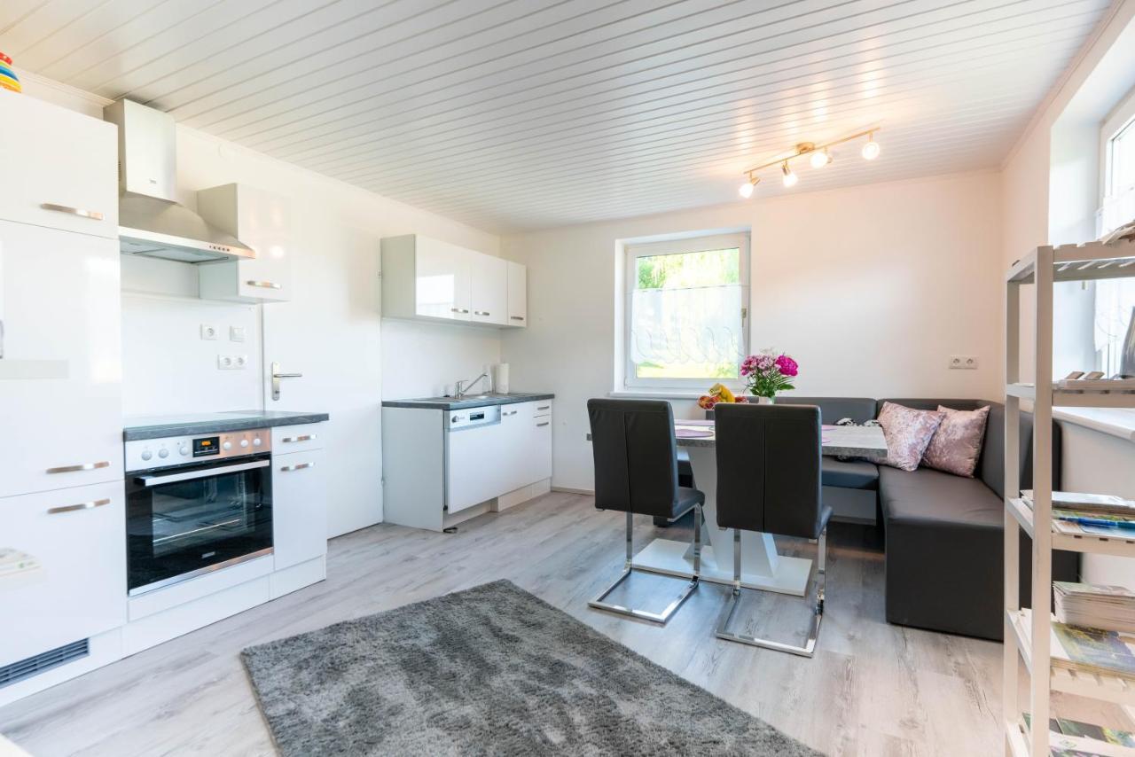 Ferienhaus Treissmann An Der Weinstrasse ロイトシャッハ エクステリア 写真
