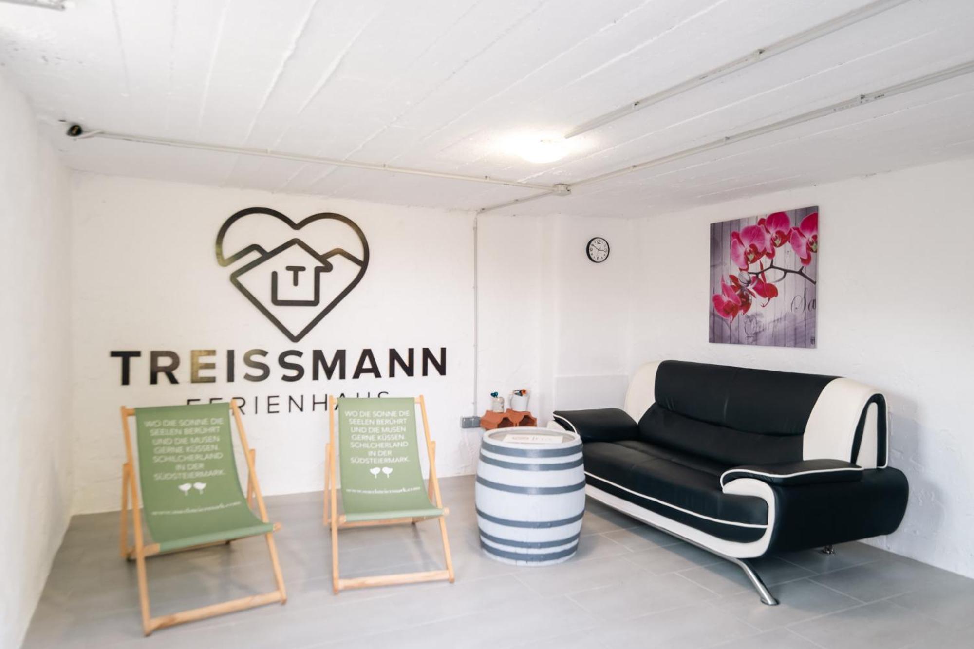 Ferienhaus Treissmann An Der Weinstrasse ロイトシャッハ エクステリア 写真